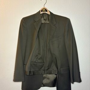 Jones New York Green Suit Classic Formal Design